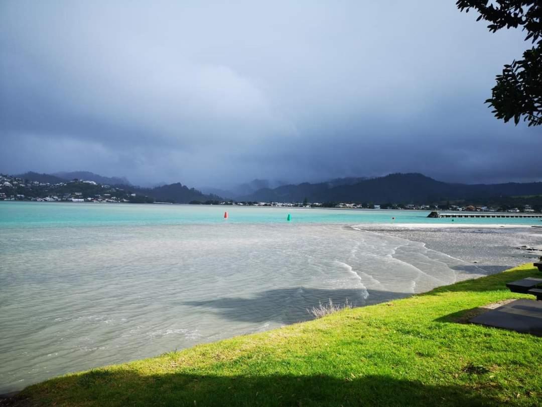 Paku Lodge Resort Tairua Exteriör bild